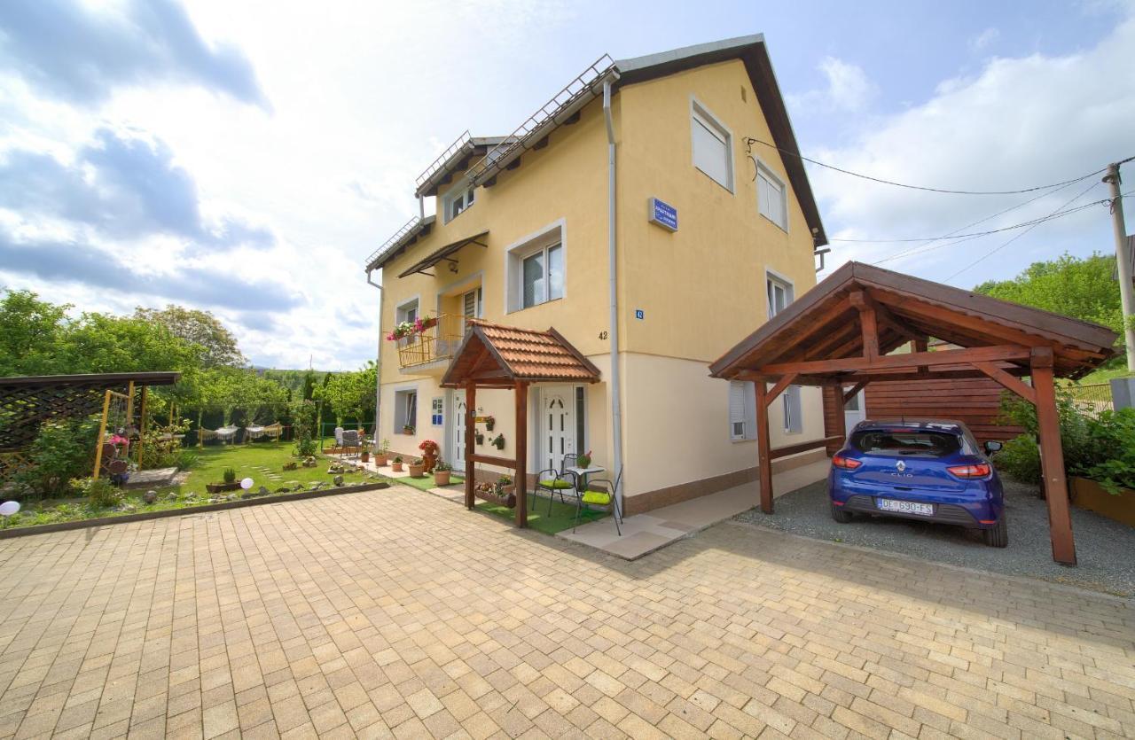 Apartmani Sabina Fuzine Bagian luar foto